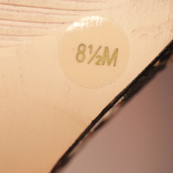 Gianni Bini Tan and Gray Snake Print Heels Size (8.5) - Picture 7 of 8